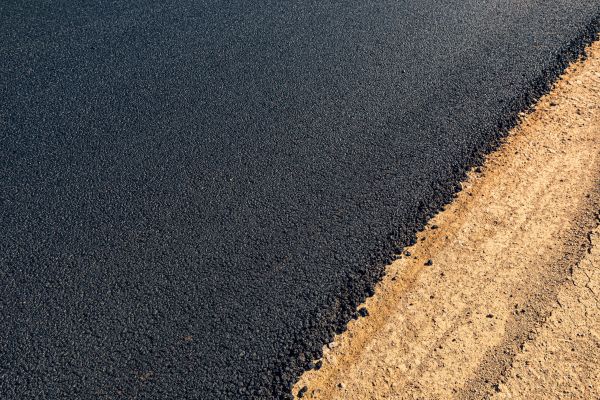 Cost of Hot Tar Driveway Sealing in Lake Elsinore