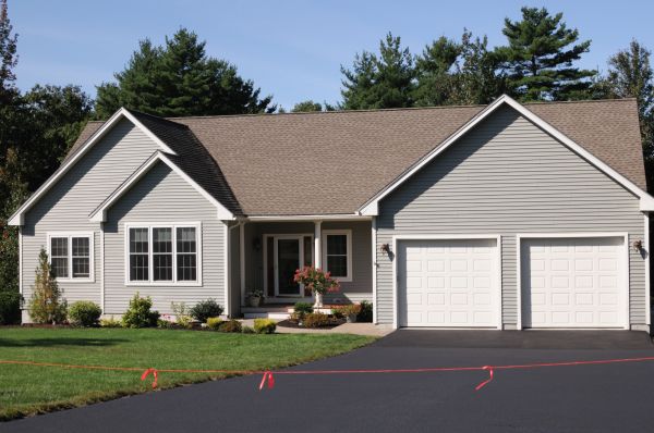 Cost of Residential Driveway Sealcoating in Lake Elsinore